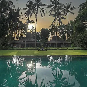 Puri Tupai Villa