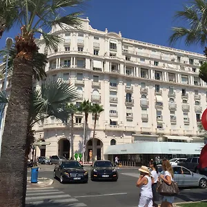 Croisette Miramar Cannes